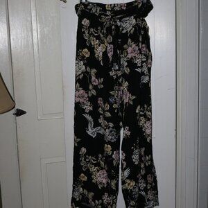 Torrid Black Floral Wide Leg Elastic Waist w Tie Belt Lightweight Rayon Pants